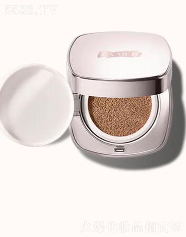 ��Ԋ�m�죨�Ϻ������Q(m��o)���޹�˾�����{(l��n)֮�i�̹⟨׃��|�۵�Һ41̖����ɫ���۽Ǳ����ȼ�(x��)С�^(q��)���؏�(f��)����