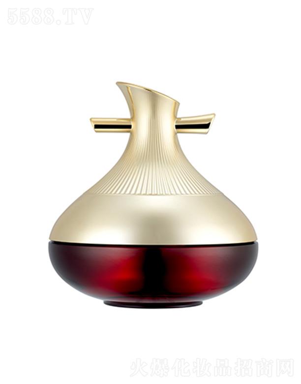 ��(l��)��������Q(m��o)��(�Ϻ�)���޹�˾�������n�셢�������B(y��ng)��˪ ʹ�뵡���w�֏�(f��)ˮ��(r��n)�⻬����˪