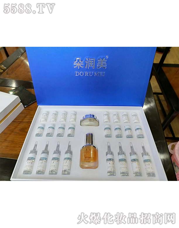 �䝙���׺�