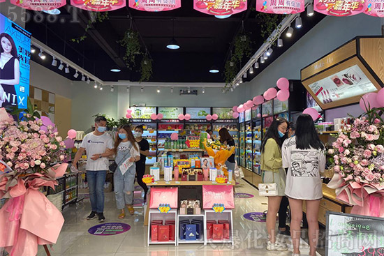 ���˻��yƷ��ٍ�X(qi��n)�᣿�w�(y��n)ʽ����(w��)��С�Y�������ɫ