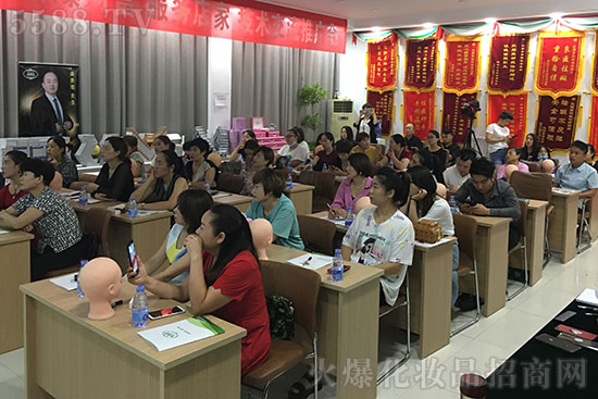 ����ؔ(c��i)��������(w��)��Ҽ��g(sh��)������(hu��)