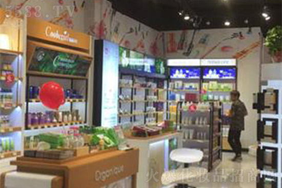 小資生活573分店隆重開業(yè) 小資生活573分店隆重開業(yè)