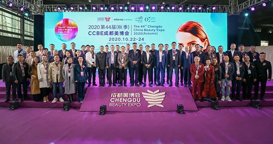 ȫ��(gu��)����40��λ�ИI(y��)�̅f(xi��)��(hu��)��(hu��)�L(zh��ng)���cCCBE�_(k��i)Ļʽ