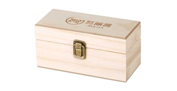 努麗雅歐洲菘藍(lán)護(hù)發(fā)油 努麗雅歐洲菘藍(lán)護(hù)發(fā)油