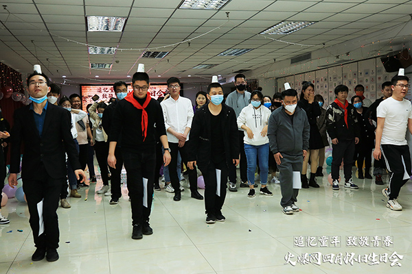 ��׷��ͯ�ꡤ�¾��ഺ���𱬾W(w��ng)4���f���Օ��A�M�e�k