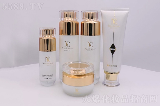 初嬌多肽抗皺套 初嬌多肽抗皺套